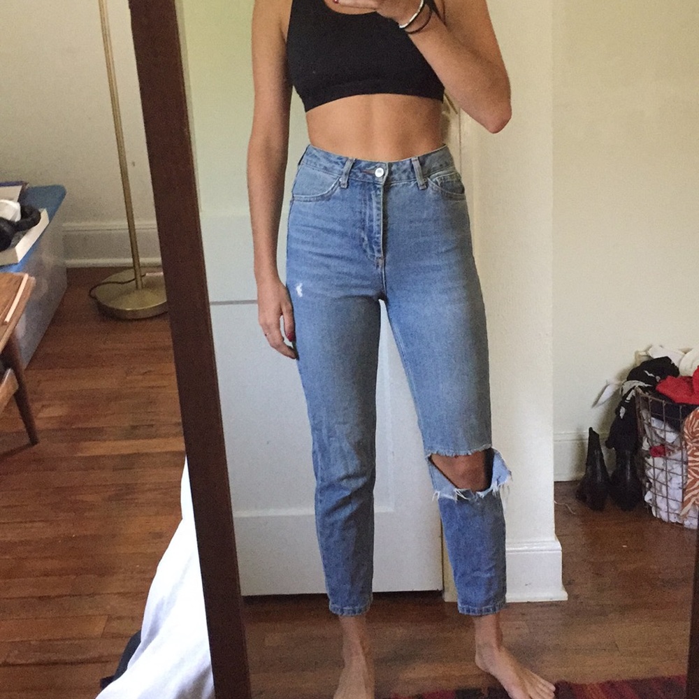TopShop Mom Jean — looks like Vintage Levi’s!!